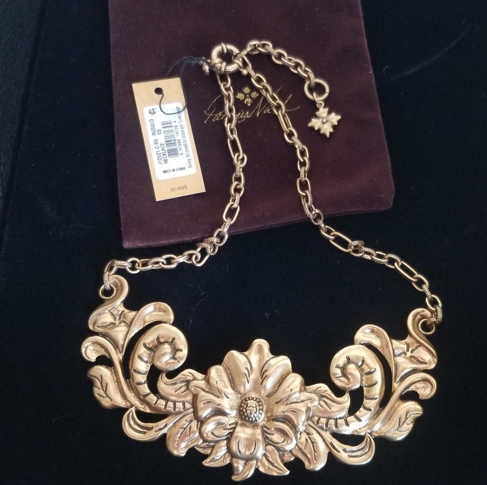 Patricia Nash Gold Vintage Necklace